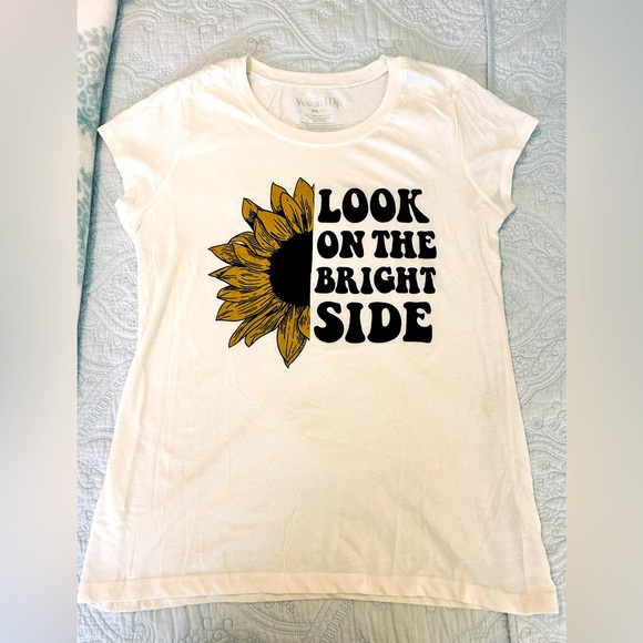 Wound Up Tops - NWOT “Look on the Bright Side” tee.  XXL